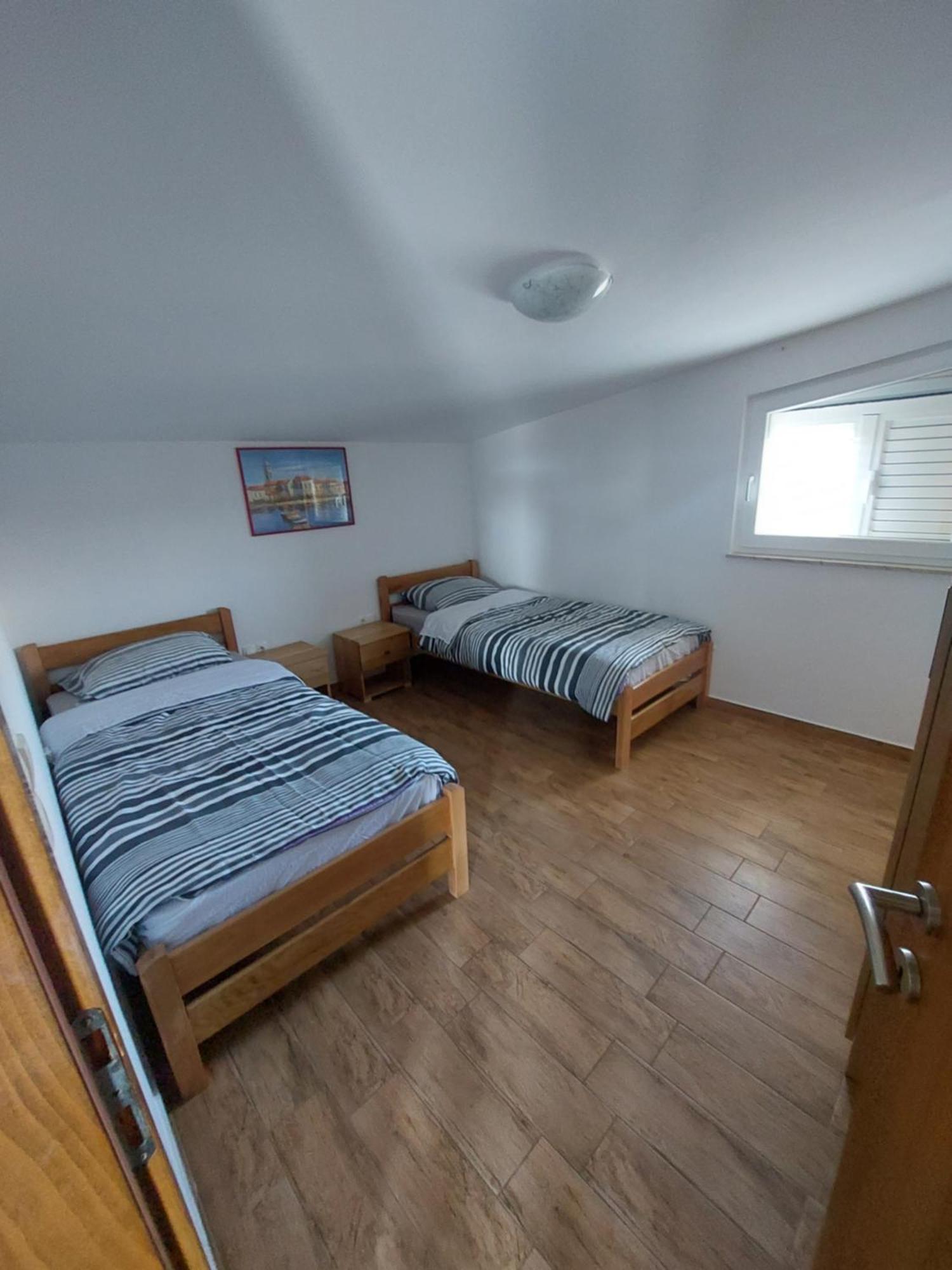 Apartman Nella บีโอกราดนาโมรู ภายนอก รูปภาพ